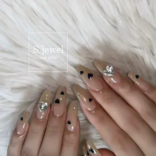 ネイル S♡JEWEL所属・S. JEWELのネイルデザイン