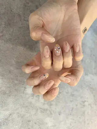 ネイル Ray. ちゅるん系ニュアンスのネイルデザイン