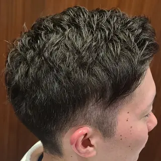 メンズ ショート パーマ 針生 永遠のヘアスタイル