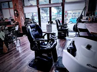 haireffectSABI所属・ヘアエフェクトサビ 城間のヘアスタイル