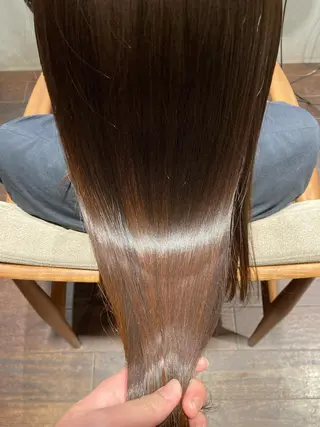 ロング カラー MAKI渋谷 【カットモデル募集】のヘアスタイル