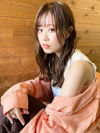 ミディアム カラー クロスパーマ× 透明感カラー✂︎のヘアスタイル