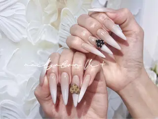 ネイル ✨Nailsalon Vi+✨のネイルデザイン