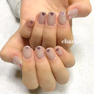 ネイル charme所属・. SHIORIのネイルデザイン
