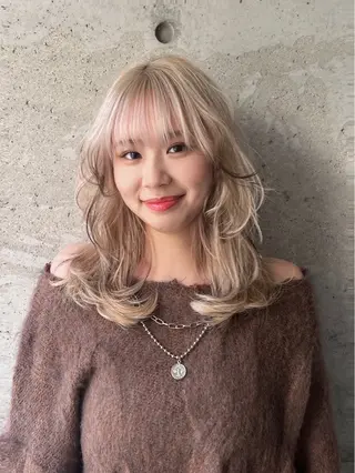 カラー 🌟デザインカラー 久保悠那のヘアスタイル