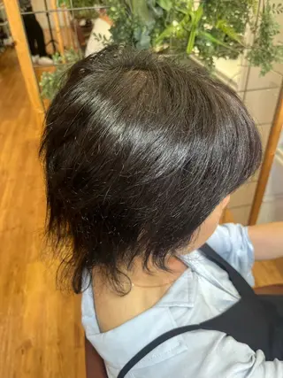 ショート 腰越 麻奈のヘアスタイル