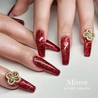 ネイル nailsalon Mirrorのネイルデザイン