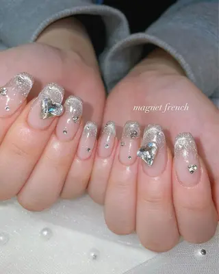 ネイル hair f.Row所属・阿部 千晶のネイルデザイン