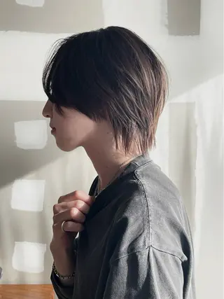 メンズ まとまるレイヤー カット/透明感カラーのヘアスタイル
