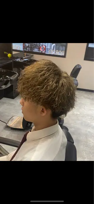 ミディアム カラー メンズ 前田賢生 ご新規様はNGのヘアスタイル