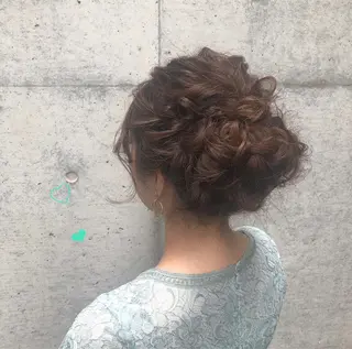 ミディアム カラー パーマ ヘアアレンジ apish aoyama所属・武 愛子の眉毛・アイブロウイメージ