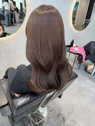 セミロング 柴田樹/大人可愛い 艶髪カラー/髪質改善のヘアスタイル