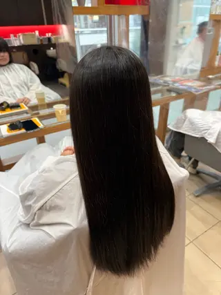 ロング レイヤーカット/ 縮毛矯正/海音のヘアスタイル