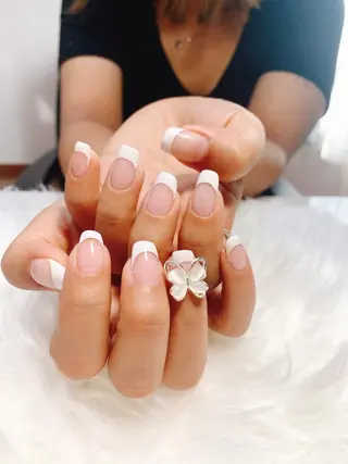 ネイル 高島 夏海のネイルデザイン