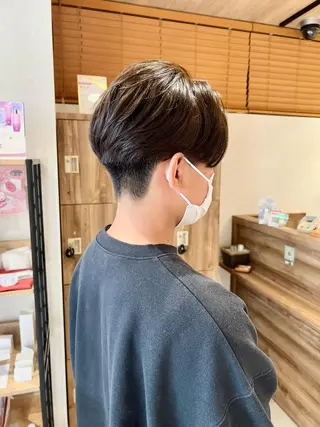 ショート パーマ メンズ Oasisgarden所属・レイヤー/ブリーチ MOMOのヘアスタイル