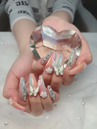 ネイル 🌻ネイルサロン ブラン　cocoのネイルデザイン