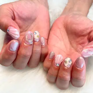 ネイル ゴテゴテ💙ワンホン リオナのネイルデザイン