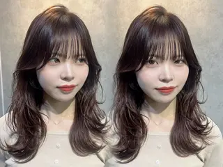 ロング カラー 韓国レイヤー/酸性 ストレート/髪質改善のヘアスタイル