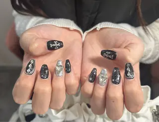 ネイル LAVISH nanamiのネイルデザイン