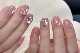 ネイル 高木 維麗絲のネイルデザイン