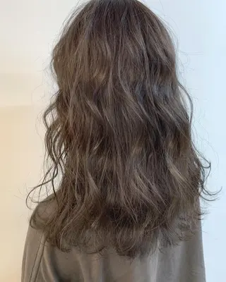 セミロング 透明感/オリーブ/ グレージュ/YUKAのヘアスタイル