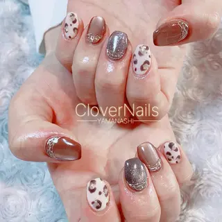 ネイル 自宅ネイルサロン クロバーネイルのネイルデザイン