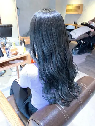 ロング カラー unöi所属・3月Open unöi  ホナミのヘアスタイル