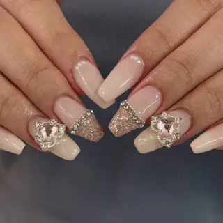 ネイル 佐藤 渚紗のネイルデザイン