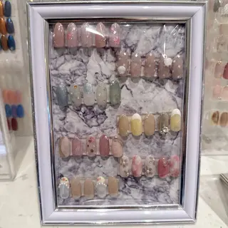 ネイル Chiharu 💫のネイルデザイン