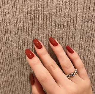 ネイル 佐藤 真衣の眉毛・アイブロウイメージ