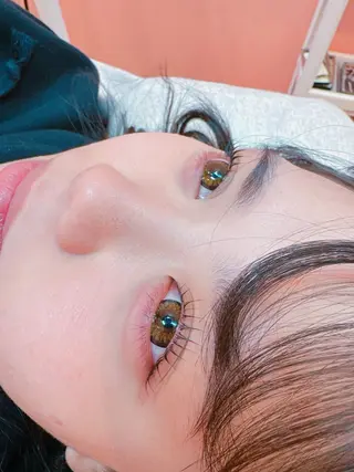 マツエク・マツパ Salon de VARNISH所属・アイリスト yuukaのマツエク・マツパデザイン