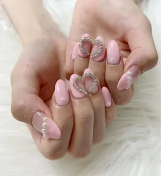 ネイル 菲菲ネイルサロン所属・FF フィフィネイルサロンのネイルデザイン