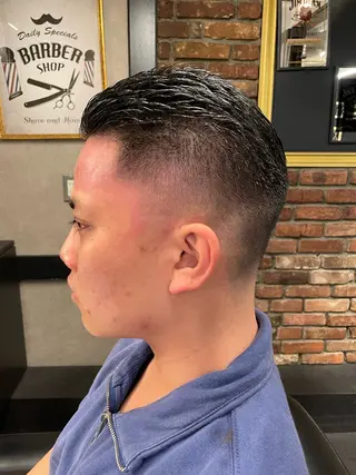 ショート メンズ SAKI SAKIのヘアスタイル