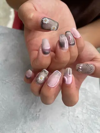 ネイル nailsalon YOLOのネイルデザイン