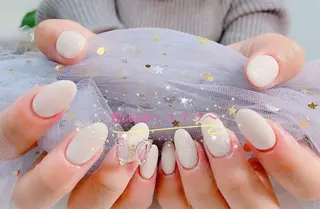 ネイル ネイルサロンエクラ 🫧Shizukaのネイルデザイン