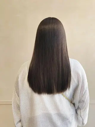 セミロング 所渉/韓国レイヤー /ウルフカットのヘアスタイル