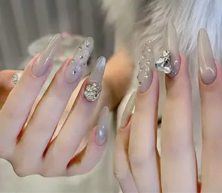 ネイル 相沢 さやかのネイルデザイン