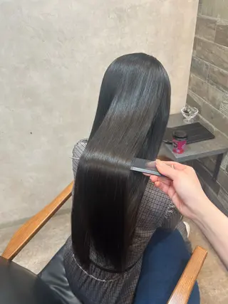 ロング リエンスクレア川田 髪質改善/ブリーチのヘアスタイル