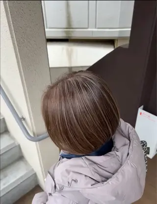 ショート カラー ヘアーリゾートノーブル所属・長谷川 美怜のヘアスタイル