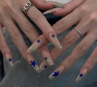 ネイル Oomiya 服部のネイルデザイン