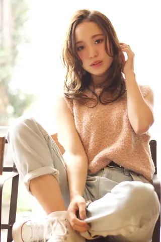 ミディアム 鎌倉 彩のヘアスタイル