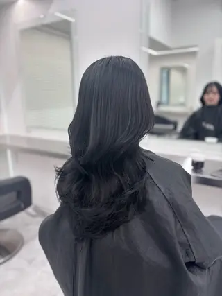 ロング カラー 韓国風暗髪ヘア🤍 🫧MIREIのヘアスタイル