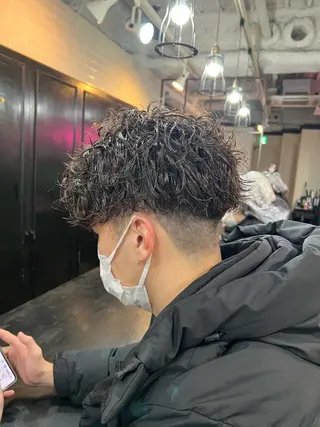 ミディアム メンズ 🕊️レイヤーカット 透明感カラー GOのヘアスタイル