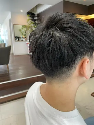 メンズ Pilina所属・伊丹Pilina 山田のヘアスタイル