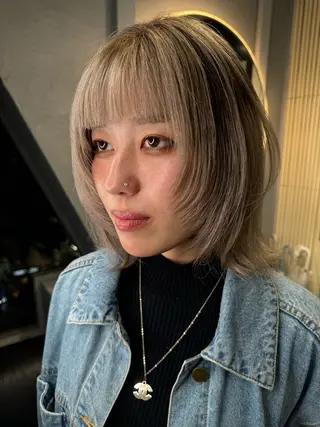 ショート カラー dao/ミルクティー /ブラウン/ブロンドのヘアスタイル