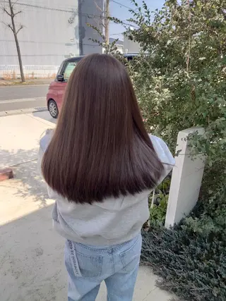 カラー 藤田 和花のヘアスタイル