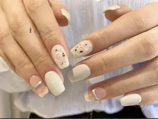 ネイル YOSHIOKA 有のネイルデザイン