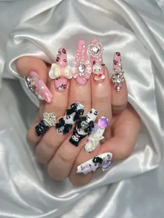 ネイル LEELA NAIL STUDIO所属・LEELA NAIL STUDIOのネイルデザイン