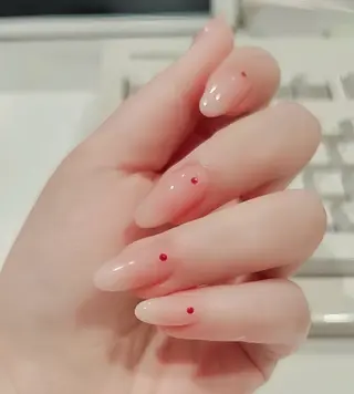 ネイル 高木 維麗絲のネイルデザイン