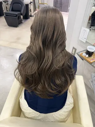 セミロング カラー SOLUA 岐阜のヘアスタイル